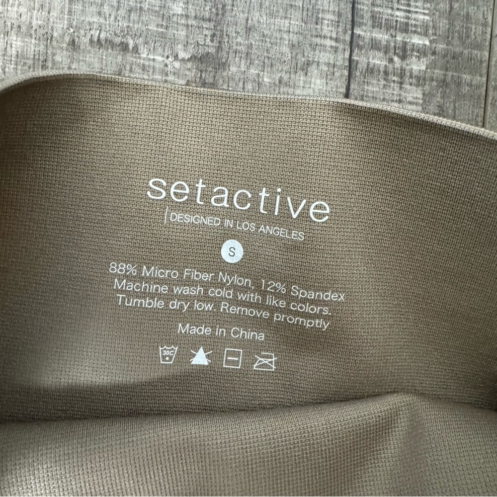 SET Active Sculptflex Leggings in Sand Tan Size Small - Picture 3 of 5